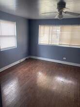 9842 S Yates Blvd in Chicago, IL - Building Photo - Building Photo