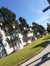 Reflections at Sepulveda in Mission Hills, CA - Building Photo - Building Photo