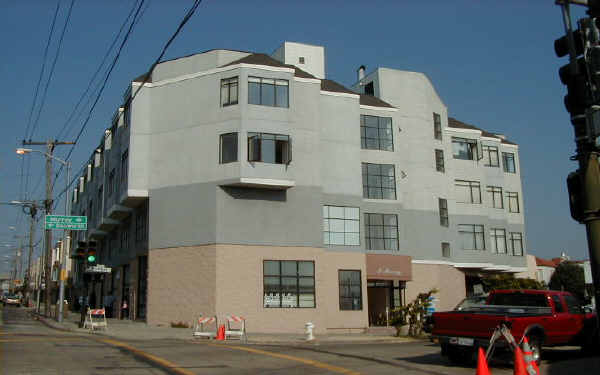 3999 Mission St in San Francisco, CA - Building Photo - Building Photo