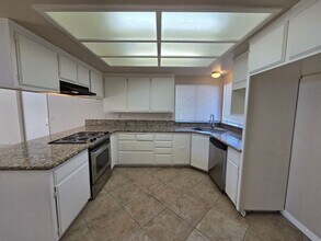 56695 Kalan Ct in Yucca Valley, CA - Building Photo - Building Photo