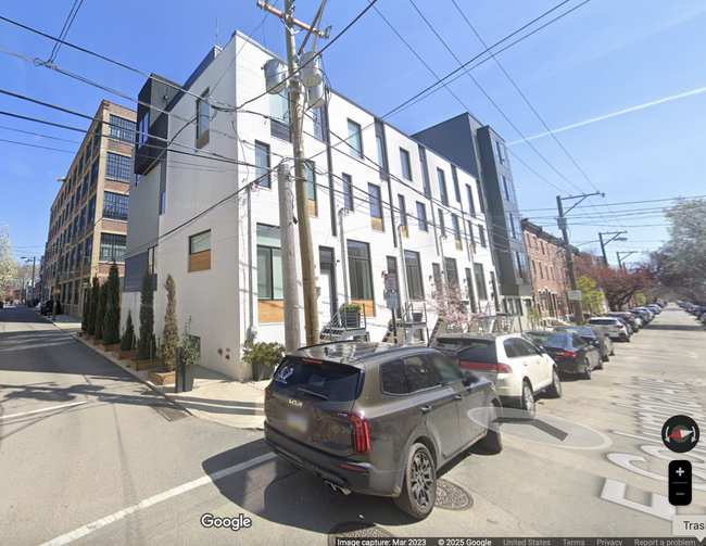property at 1433 E Columbia Ave