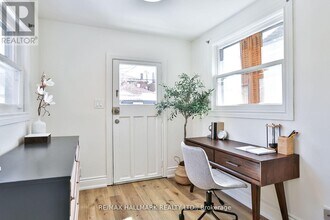 535 Westmount Ave in Toronto, ON - Building Photo - Building Photo
