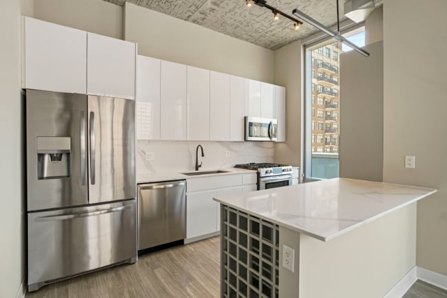 property at 202 W Institute Pl
