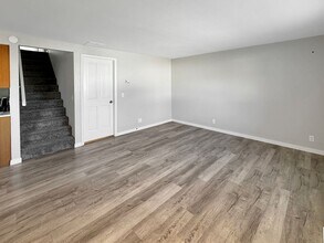 7053-7055 W Ustick Rd in Boise, ID - Building Photo - Building Photo