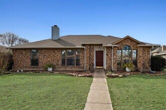 7214 Aberdeen Dr in Rowlett, TX - Building Photo - Building Photo