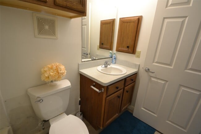 property at 304 Dell Ct