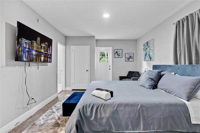 427 NE 107th St in Miami, FL - Building Photo - Building Photo