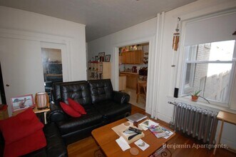 1163 Boylston St, Unit 10 in Boston, MA - Foto de edificio - Building Photo