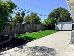 2598 Dixon Dr in Santa Clara, CA - Building Photo - Building Photo
