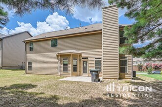 2751 Summit Valley Dr in Dacula, GA - Building Photo - Building Photo