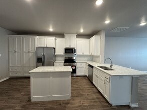 5403 Rose Gdn Lp in Killeen, TX - Foto de edificio - Building Photo