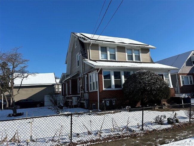 139 Derby St in Valley Stream, NY - Building Photo - Building Photo