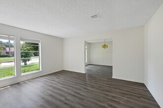 2326 Turtle Creek Dr in Missouri City, TX - Building Photo - Building Photo