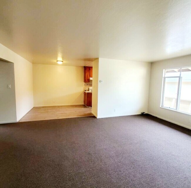948 Lupin Dr Apartments and Nearby Salinas Apartments For Rent