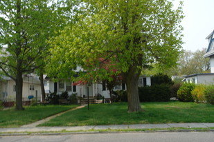 380 Sairs Ave Apartments