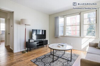 605 Kelton Ave in Los Angeles, CA - Building Photo - Building Photo