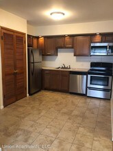 76 Union Ave SE in Grand Rapids, MI - Building Photo - Building Photo