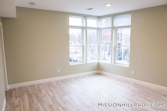 10 Roxbury St in Boston, MA - Building Photo - Building Photo