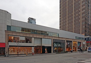 Multi-Family Tower in Toronto, ON - Building Photo - Building Photo