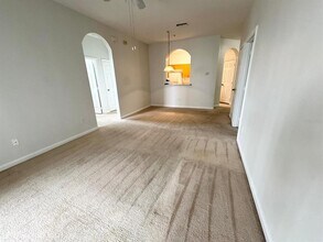 8101 Coconut Palm Way in Kissimmee, FL - Building Photo - Building Photo