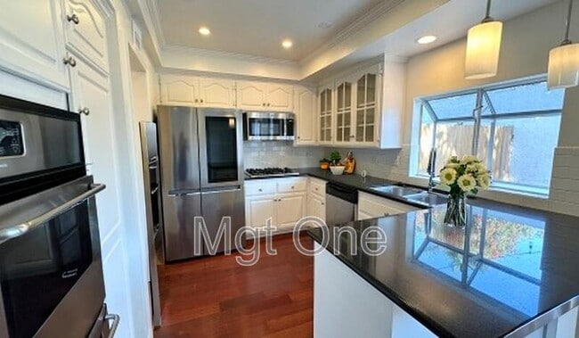 2620 Vista Del Oro in Newport Beach, CA - Building Photo - Building Photo