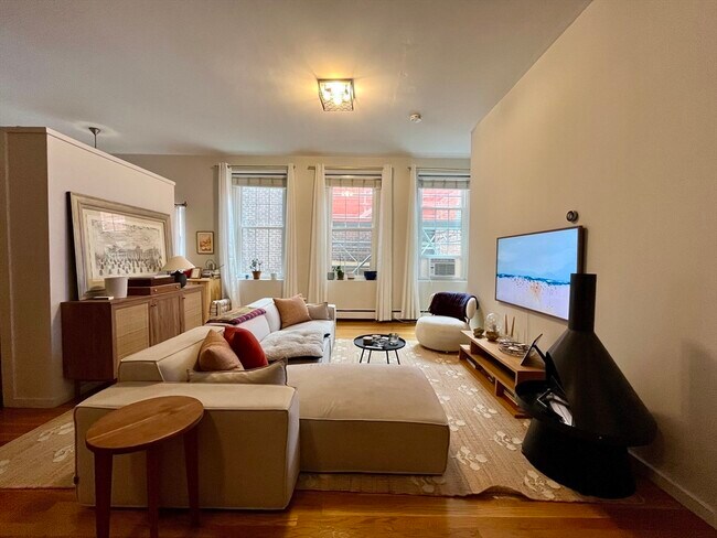 19 Fayette St, Unit 4 in Boston, MA - Building Photo - Building Photo