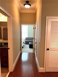 11 Perimeter E Ctr photo'