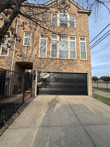 property at 420 N Hill Ave