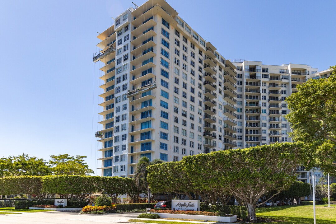 Rapallo in West Palm Beach, FL - Building Photo