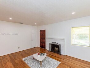 3463 Percival Ave in Miami, FL - Building Photo - Building Photo
