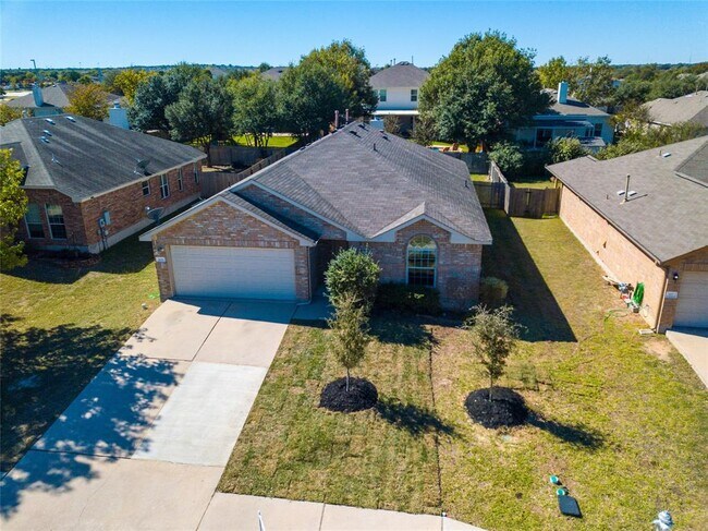 109 Fossil Trail in Leander, TX - Foto de edificio - Building Photo