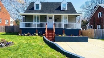 9407 Colesville Rd in Silver Spring, MD - Building Photo