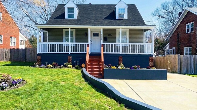 property at 9407 Colesville Rd