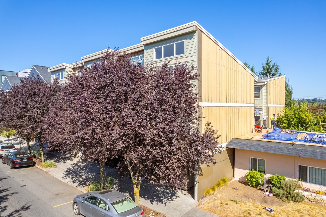 7516-7524 SE Milwaukie Ave in Portland, OR - Foto de edificio