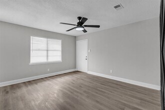3613 Crane St in Houston, TX - Building Photo - Building Photo