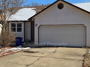 8307 Woodson Dr in Raytown, MO - Building Photo - Building Photo