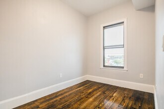 344 Saratoga St, Unit 3 in Boston, MA - Building Photo - Building Photo