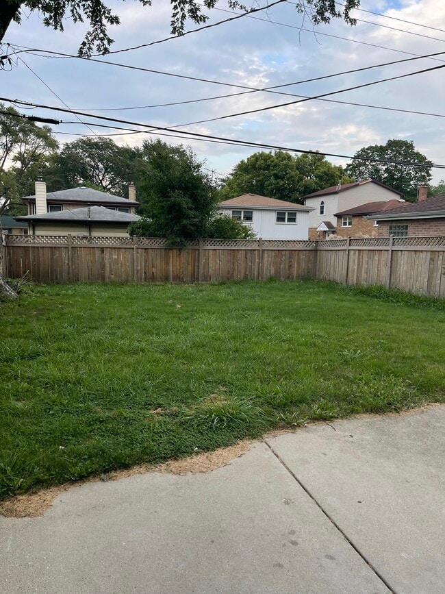 634 Lawler Ave in Wilmette, IL - Building Photo - Building Photo