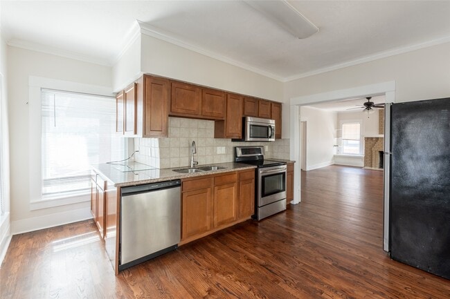 property at 608 Avondale St