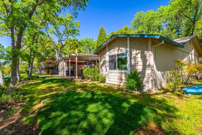 4620 Fawn St in Shingle Springs, CA - Building Photo - Building Photo