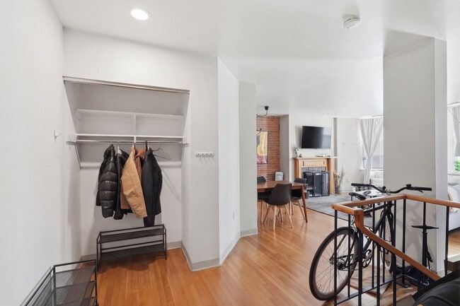 103 Gainsborough St, Unit 104 in Boston, MA - Foto de edificio - Building Photo