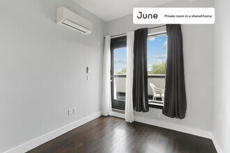 Private bedroom in 4 bed/2 bath Home in New York, NY - Building Photo - Building Photo