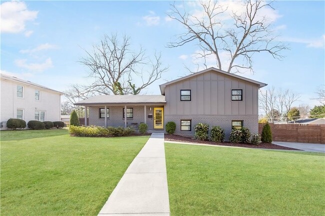 property at 196 Montgomery St NE