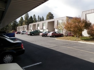 Aspen Court Apartments in Bend, OR - Foto de edificio - Building Photo
