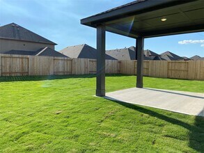 3630 Windward Canyon Dr in Fulshear, TX - Foto de edificio - Building Photo