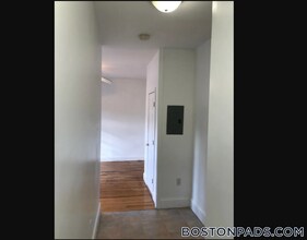 151 Park Dr in Boston, MA - Building Photo - Building Photo