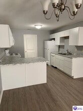 737 Southland Dr in Radcliff, KY - Building Photo - Building Photo