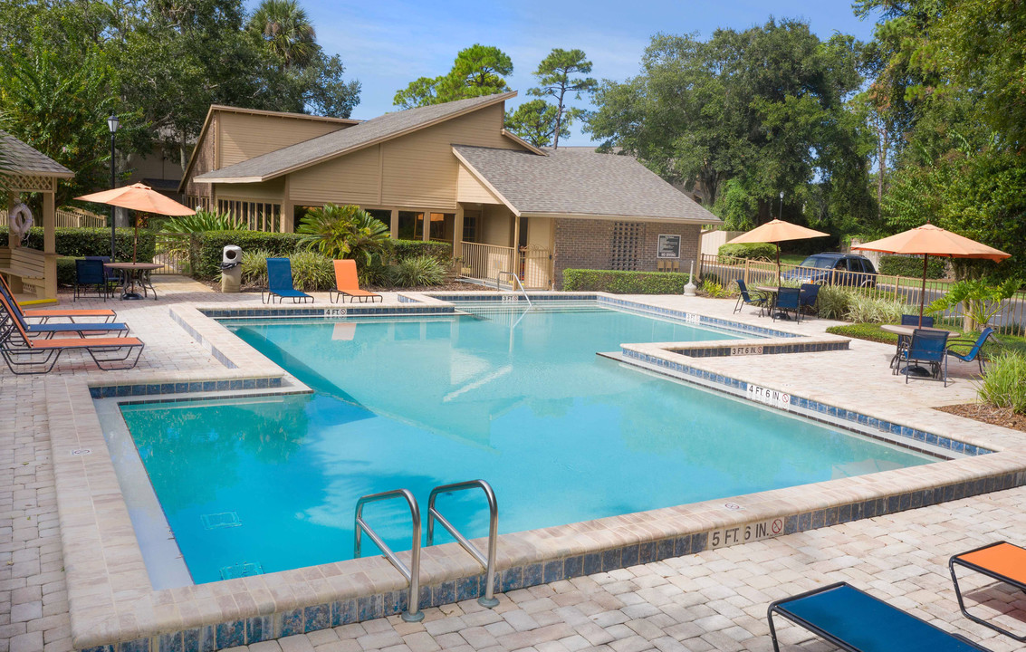 Park at Countryside in Port Orange, FL - Foto de edificio