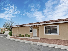 2849 Serenidad Dr in Las Vegas, NV - Building Photo