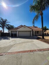 7182 Poppett Dr in Highland, CA - Building Photo - Building Photo